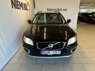 Volvo XC70 D4 Summum Dragkrok P-sens Navigation VoC S&V-däck