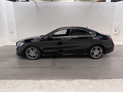 Mercedes-Benz CLA 220 d 177hk AMG B-kamera Pano 1 Brukare