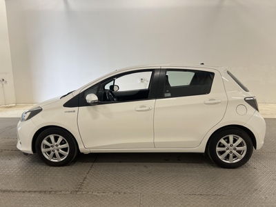 Toyota Yaris Hybrid e-CVT, 101hk, 2013