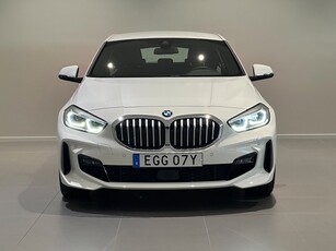 BMW 118 i M Sport AdptFarth Park Assist Aut Nav Rattvärme