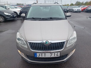 Skoda Fabia Kombi 1.2 TSI Elegance Euro 5 dragkrok 1 ägare