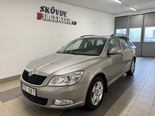 Skoda Octavia 1.6 TDI Elegance/1-Ägare/9800Mil/Värmare/Drag