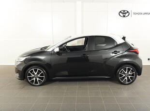 Toyota Yaris 1,5 Hybrid 5D Style Bi-tone