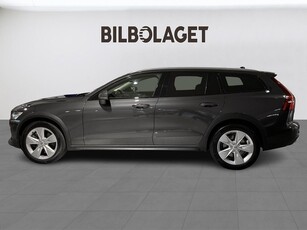 Volvo V60 Cross Country B4 AWD Diesel Core (DRAG/NAV/LÄDER/BLIS)