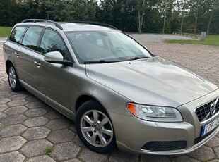 Volvo V70 1.6D DRIVe Kinetic Euro 4, Nybesiktigad