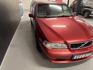 Volvo V70 T5 2.3 T T5