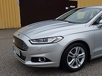 Ford Mondeo 2.0 TDCi 180hk AWD Powershift Business 8400mil