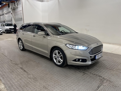 Ford Mondeo 2.0 TDCi AWD Titanium Dragkrok Kamera Parkassist