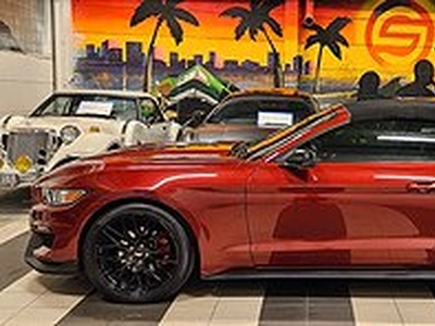 Ford Mustang EcoBoost Convertible SelectShift