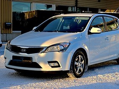 Kia CEED 1.6 Nya Vinterdäck, 2-ägare, Bra Pris