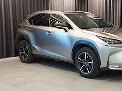 Lexus NX 300h AWD 2.5 AWD E-CVT F Sport Head-Up V-Däck Navi