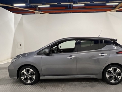 Nissan Leaf40 kWh Tekna 360 Backkamera Navi 2019, Halvkombi