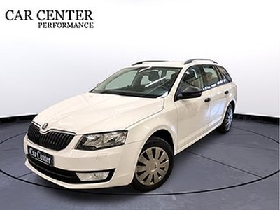 Skoda Octavia Kombi 1.6 TDI DSG 105hk Värmare Nyservad Moms