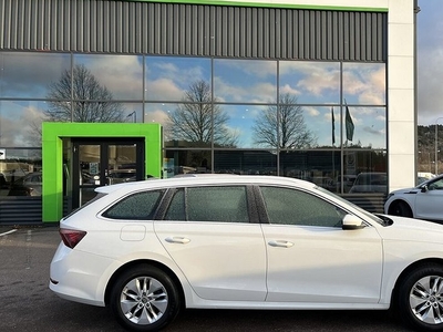 Skoda OctaviaKombi COMBI AMBITION 1.0 TSI 110 DRAGKROK EL 2021, Kombi