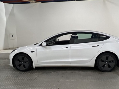 Tesla Model 3Long Range AWD Svensksåld Dragkrok 2020, Halvkombi