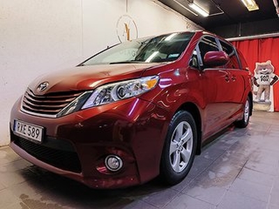 Toyota Sienna 3.5 V6 8-SITS MINIBUSS El-DÖRRAR BAKKAM 269hk