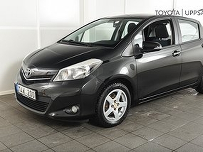 Toyota Yaris Active 5-dörrar 1.33 Motorvärmare Backkamera