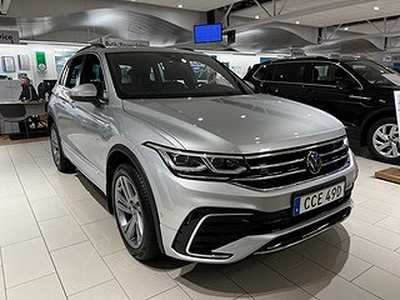 Volkswagen Tiguan R-LINE EHYBRID 245 HK - Lagerbil