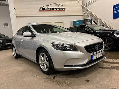 Volvo V40 D3 Momentum BE Dieselvärmare / S+V-hjul / VoC