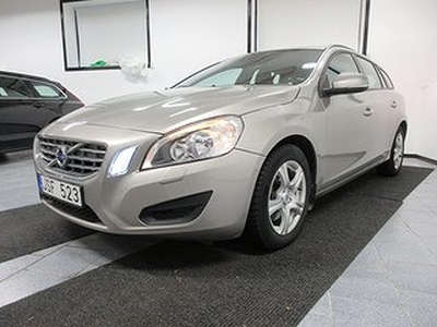 Volvo V60 D2 115 hk Kinetic Drag Välservad Värm Bytt kamrem