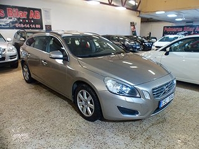 Volvo V60 D2 Momentum Ny Servad & Besiktigad 116hk