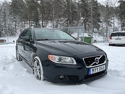 Volvo V70 T4F 180hk AUT Summum 12600 mil Nyservad Toppskick