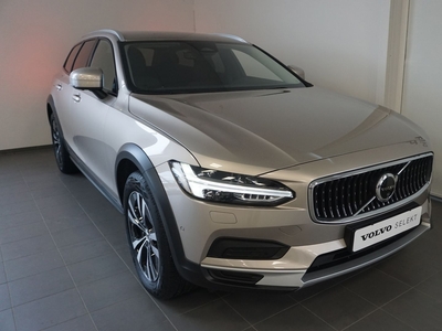 Volvo V90 Cross Country B4 AWD