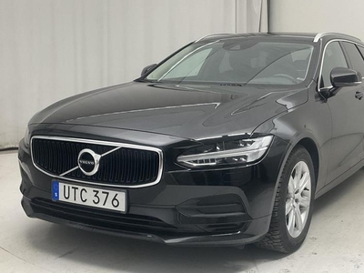 Volvo V90D4 AWD 2019, Kombi