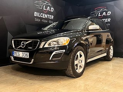 Volvo XC60 D4 AWD Geartronic Momentum, R-Design ( Panorama )