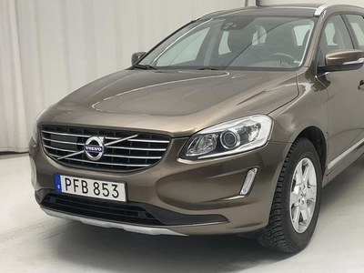 Volvo XC60D4 AWD 2017, SUV