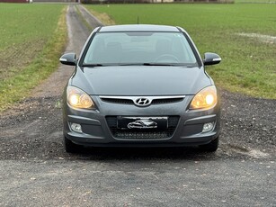 Hyundai i30 1.6 CRDi | DRAG | BESIKTAD