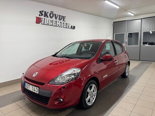 Renault Clio 1.2 Nyservad / Nybesiktad / Räntefri avbetaln..