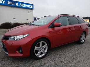 Toyota Auris 2.0/GPS/Kamkedja/Nybesik/B-Kamera/M-värmare