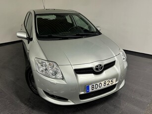 Toyota Auris 5-dörrar 1.6 Dual VVT-i Dragkrok SoV-däck 5.95%