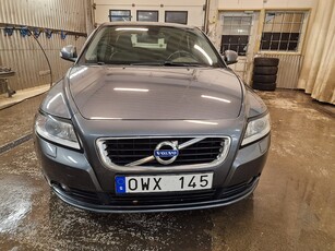 Volvo S40 D2 Momentum Euro 5 Nybes. Nyservad 3,95% räntekampanj