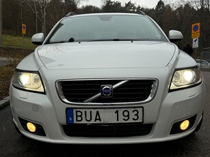 Volvo V50 1.6 D 109HK Värmare Keyless Bi-Xenon Besiktigad