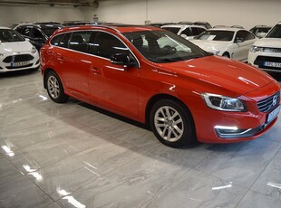 Volvo V60 D3 (136hk) Geartronic Momentum / 2-Ägare / GPS / Taklucka / Drag