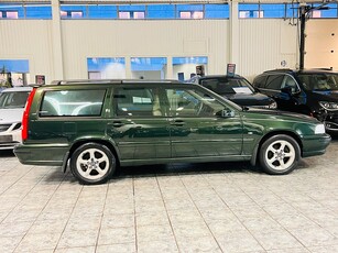 Volvo V70 2.4 Classic en/ägare NY-BES NY-Service 140hk Drag