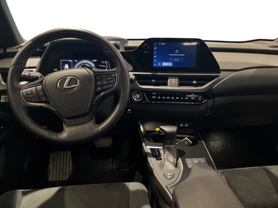 Lexus UX 250h