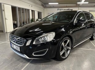 Volvo V60D2 Powershift Summum Helskinn M-Värmare Keyless 2013, Kombi