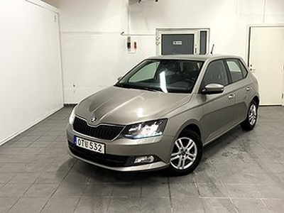 Skoda Fabia 1.2 TSI /Nyservad /Keyless /P-sensorer /90hk