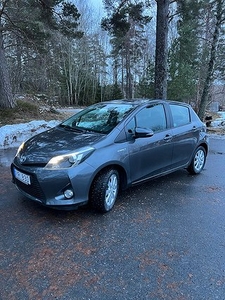 Toyota Yaris Hybrid e-CVT Euro 5