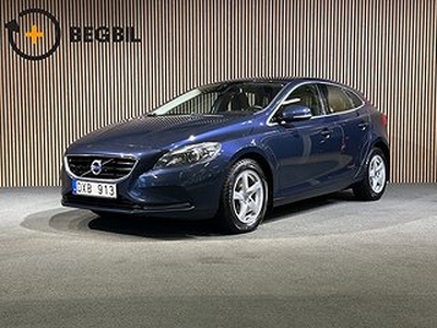 Volvo V40 D2 Momentum I Drag I Xenon I B-Kamera I S&Vhjul I Låg skatt