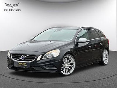 Volvo V60 D5 AWD Aut R-Design Paket, Drag, Skinn, BC-Coils