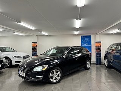 Volvo V60 D5 Momentum FACELIFT| NY-Besiktigad | Ny-Servad |