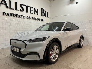 Ford Mustang Mach-E Long Range AWD 360 B&O CarPlay Moms Svensksåld