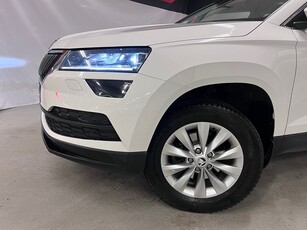 Skoda Karoq 1.5 TSI Business Drag Kamera Canton Värmare MOMS