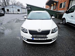 Skoda Octavia Kombi 1.6 TDI Ambition Ny besiktat Ny kamrem