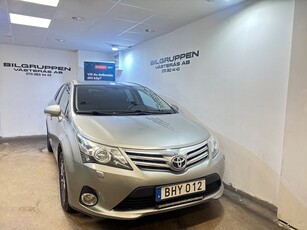 Toyota Avensis Kombi 1.8 147HK / Ny Serv / Ny Bes / B-Kamera