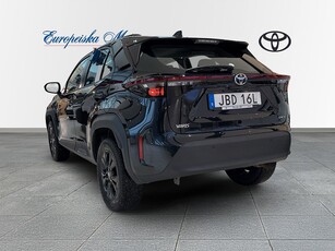 Toyota Yaris Cross 1.5 HSD 115 Active Säkerhetspaket/ V-hjul